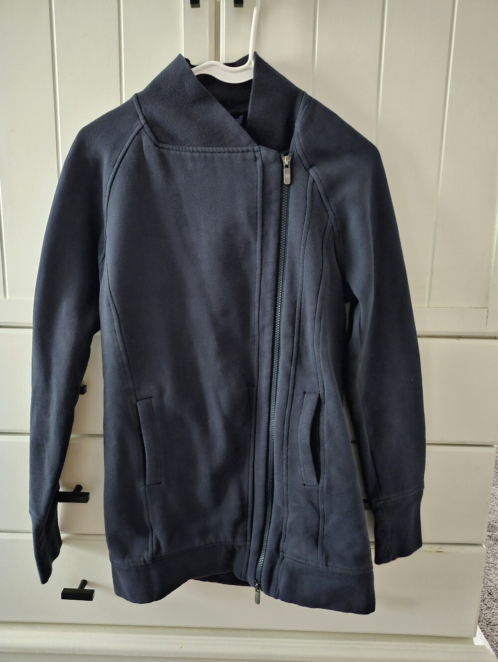 Lululemon Navy Asymmetrical Zip Jacket Sz 4